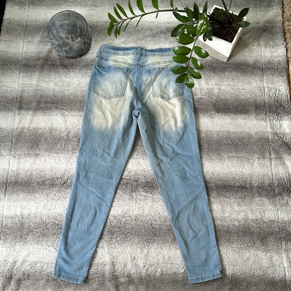 High Ride SO Jeans - Picture 4 of 5